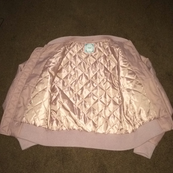 Jacket - Picture 3 of 4