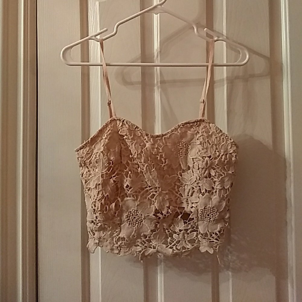 Angl lace top