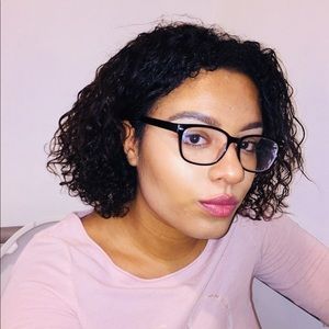 Meet your Posher, Jasmine