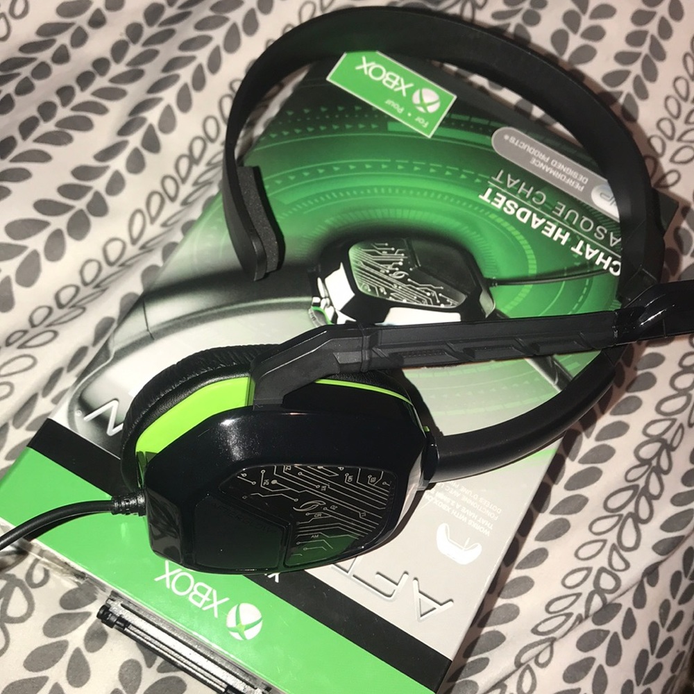 Xbox headset - Picture 2 of 2