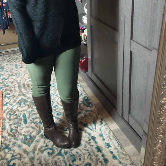 S-3X Olive premium jeggings - Picture 2 of 6