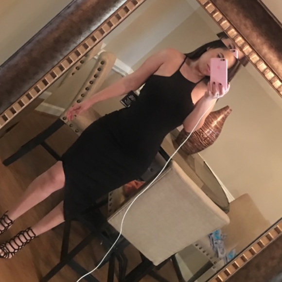 NEW-Express Dress - Picture 5 of 6