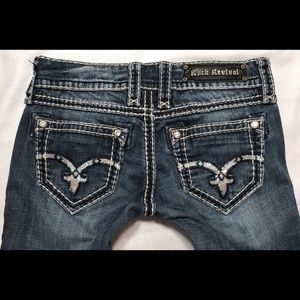 LIKE NEW: ROCK REVIVAL DENISA STRAIGHT LEG 27x35