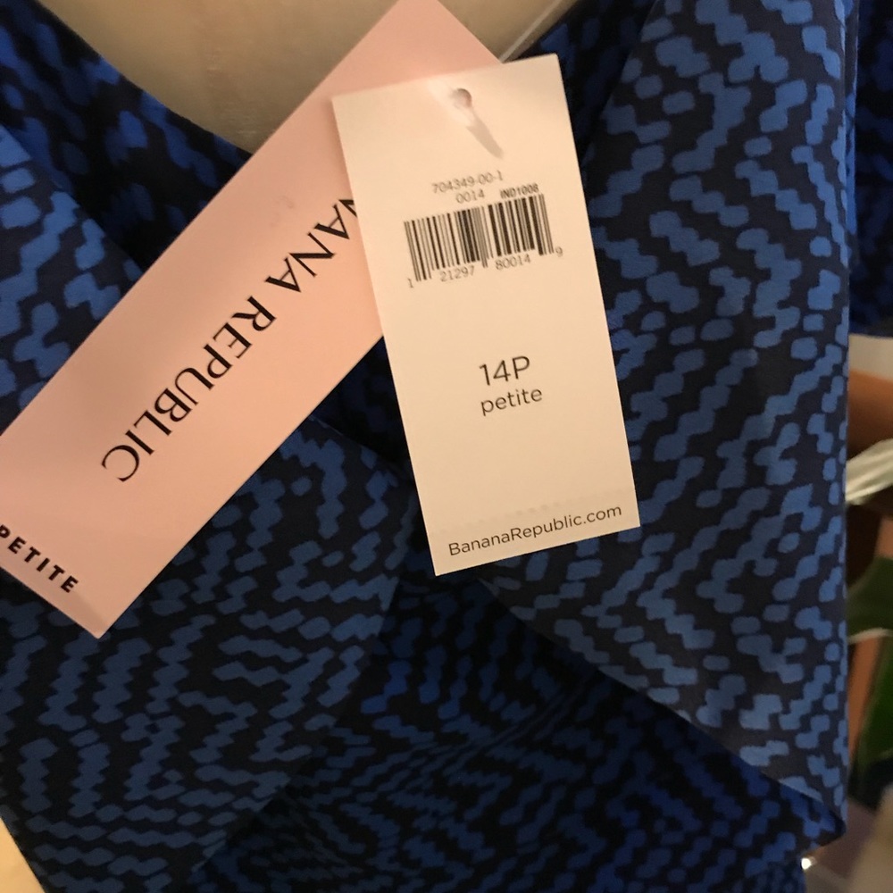 NWT Banana Republic Cold Shoulder Maxi Size 14P - Picture 4 of 8