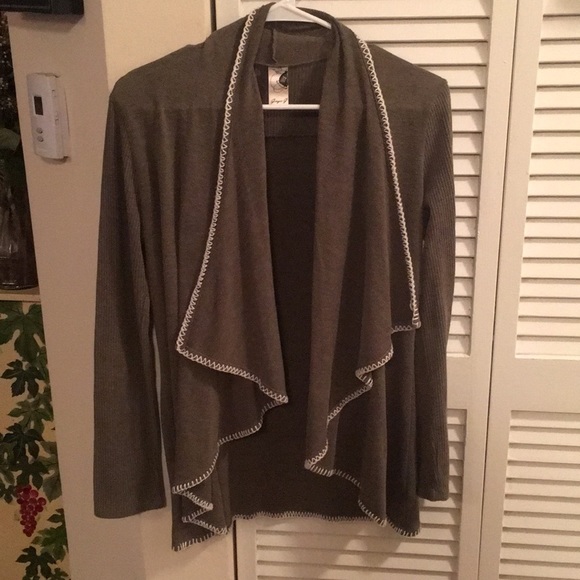 Ginger G Sweaters - *FLASH SALE* khaki Poly/Rayon Ginger G Sweater ❣️