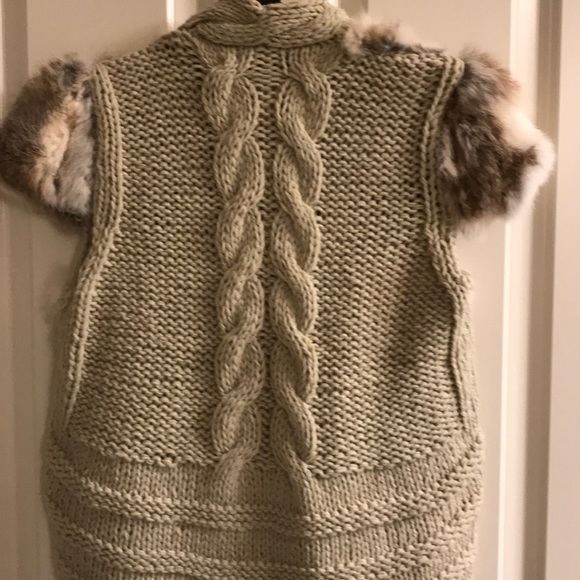 Love Token Fur sweater vest. - Picture 4 of 4