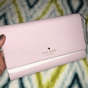 BRAND NEW PINK KATE SPADE WALLET