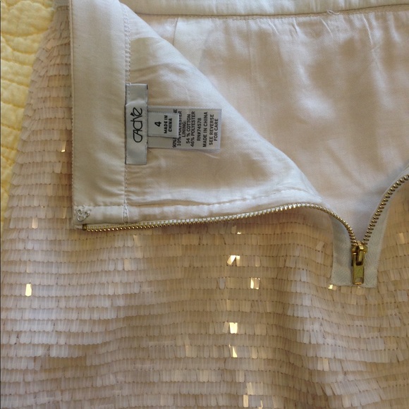 Cachè Bone Colored Sequined Skirt Sz. 4 - Picture 3 of 5