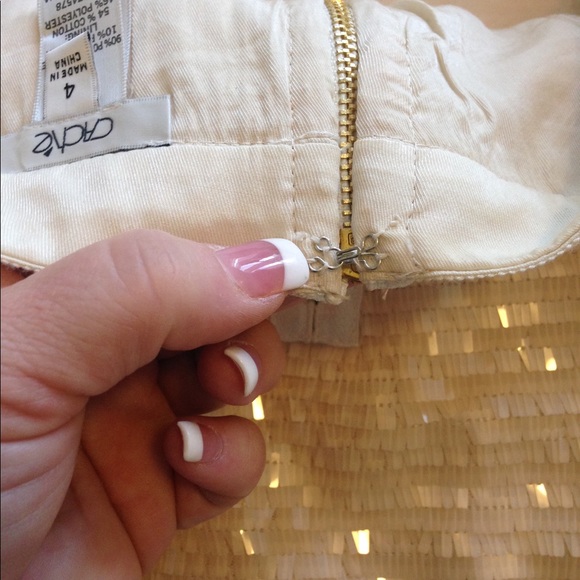 Cachè Bone Colored Sequined Skirt Sz. 4 - Picture 5 of 5
