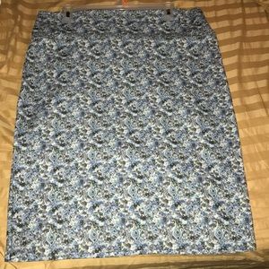 LuLaRoe Cassie