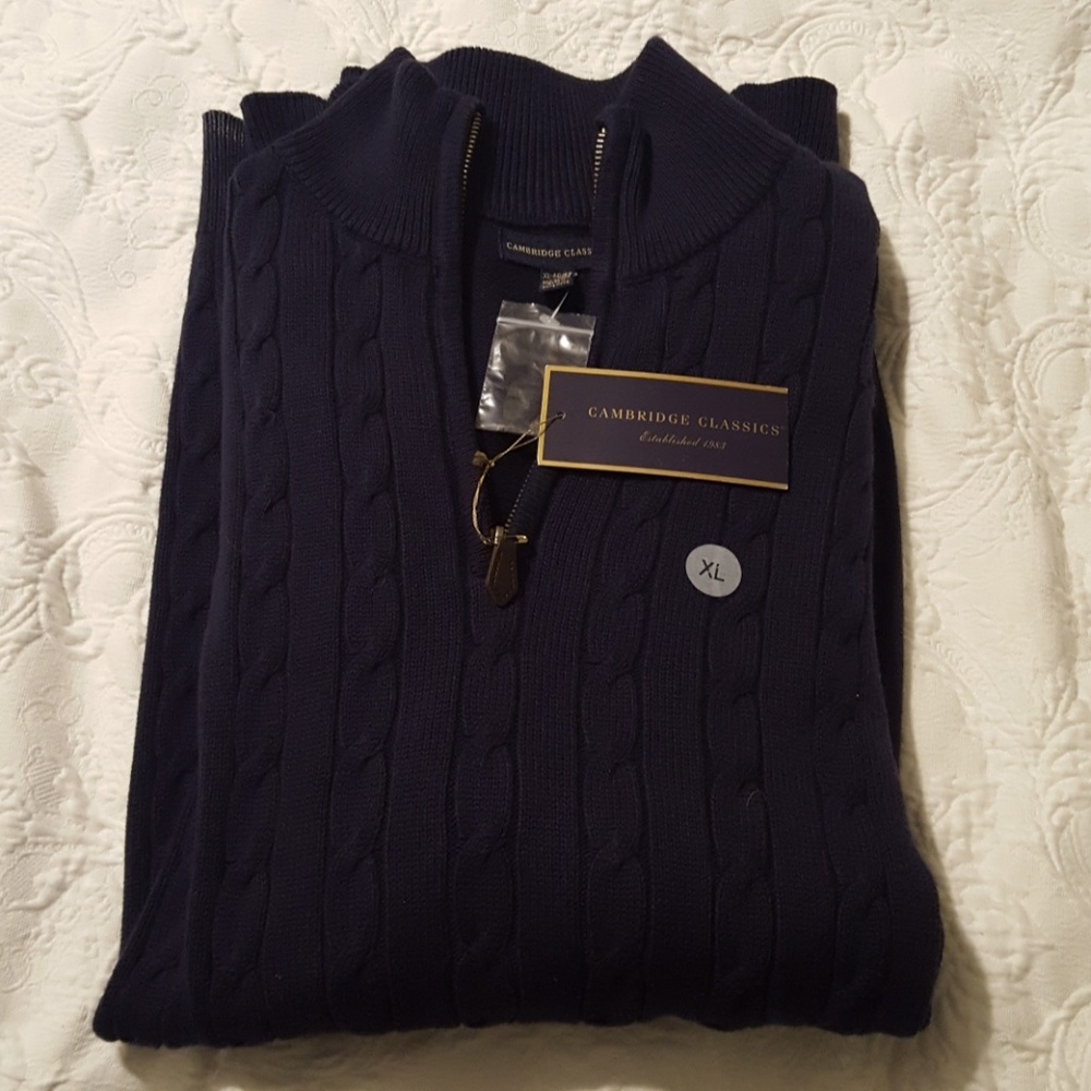 NWT Men's Navy Blue Pullover Sweater