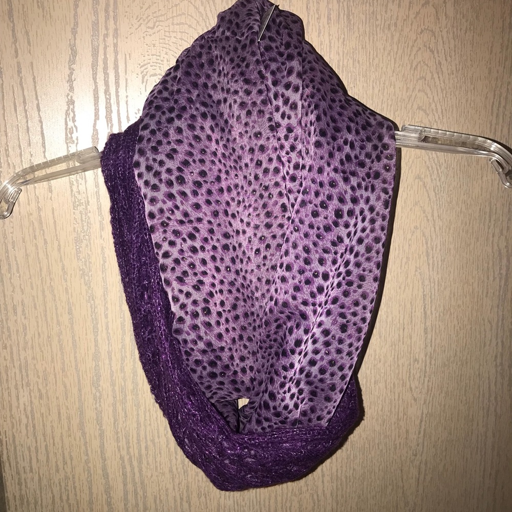 Scarfs