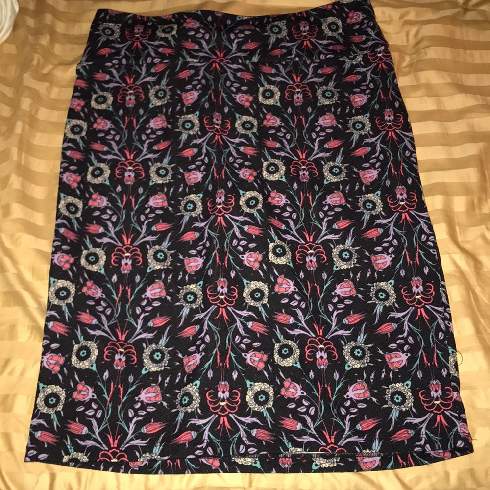 LuLaRoe Cassie