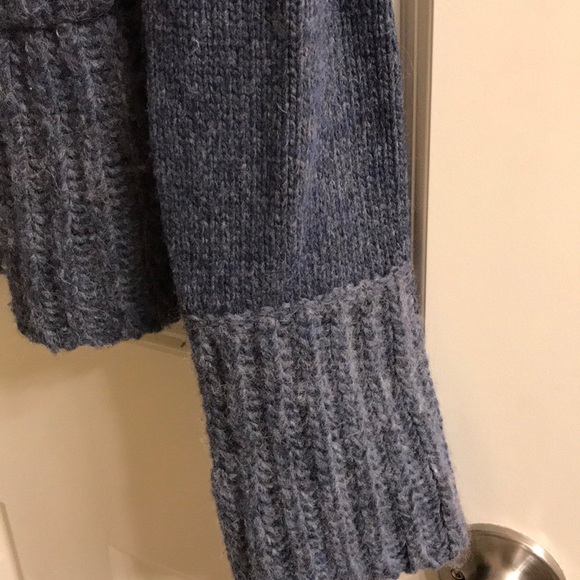 Free People sweater. XS. - Picture 3 of 4