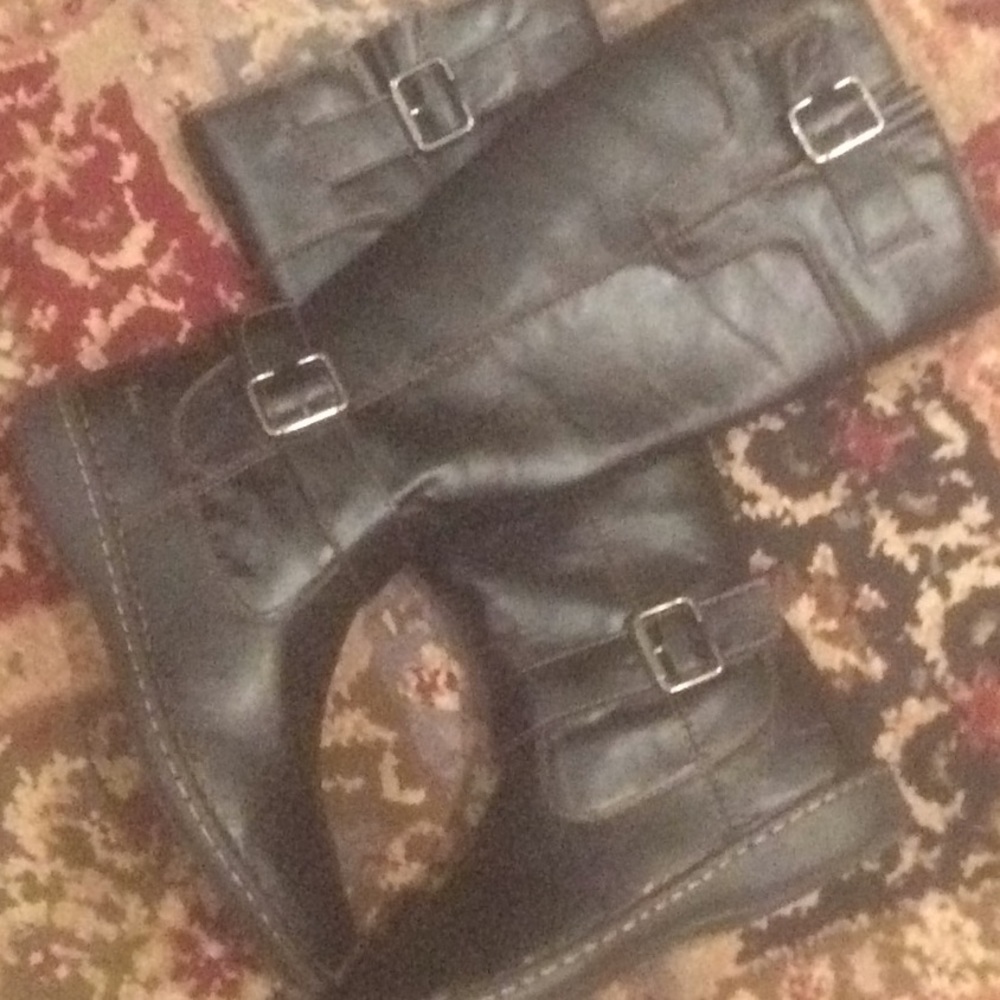 B.O.C Black Zipper Flat Boots Size 8.5