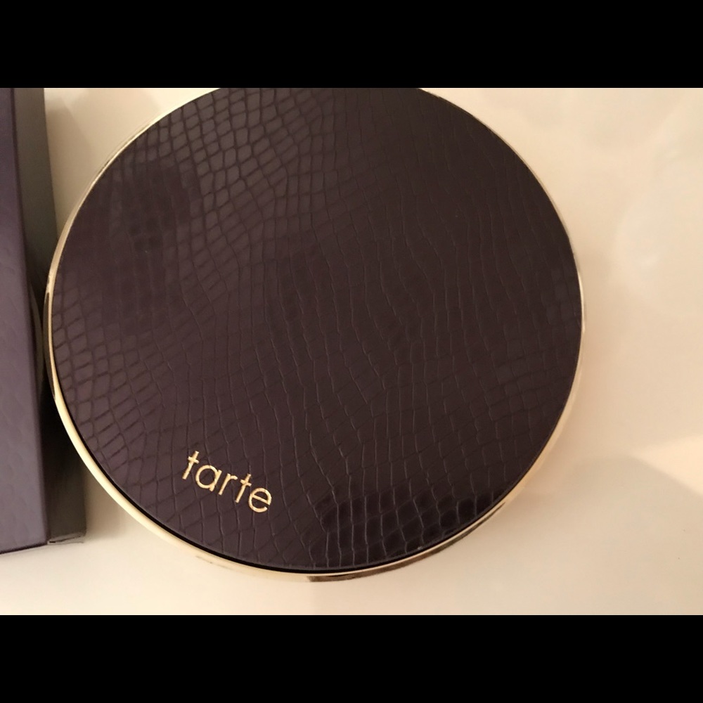 NIB Tarte “Showstopper” Palette LE 😍