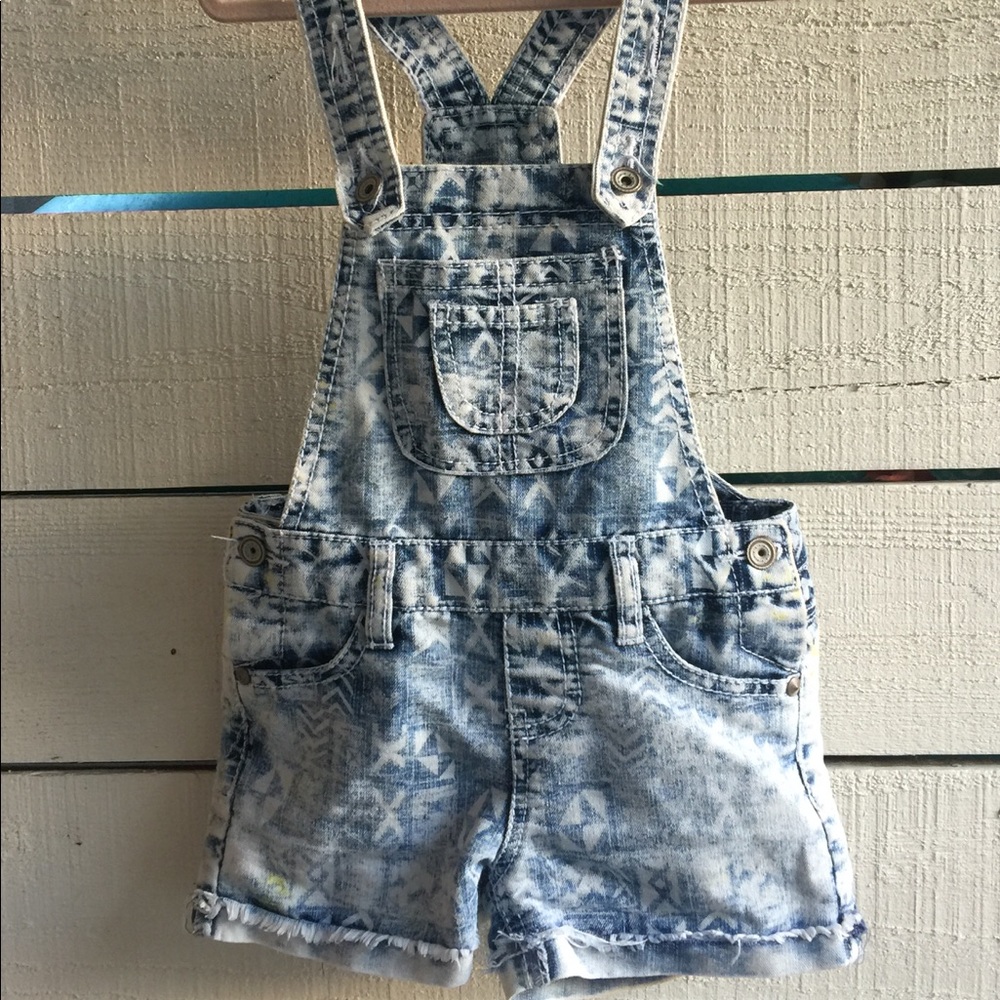 Cool 80's acid washed overall shorts