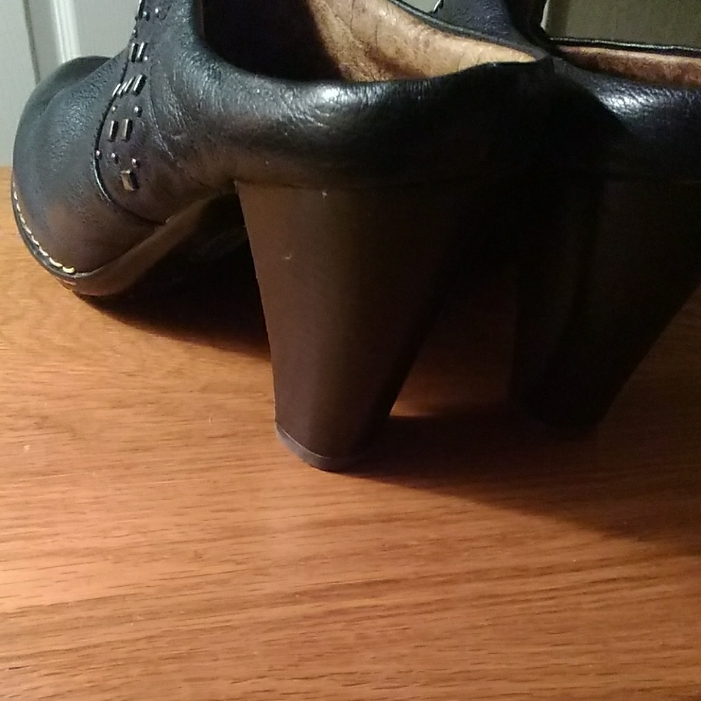 Sofft Clog - image 3