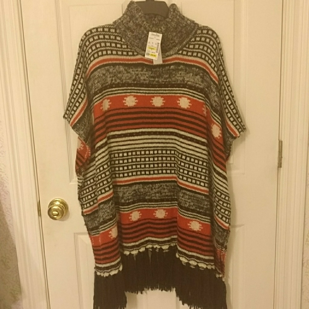 WDNY brand Small/Medium poncho style top