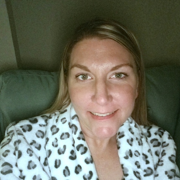 Meet your Posher, Eileen - Picture 1 of 1