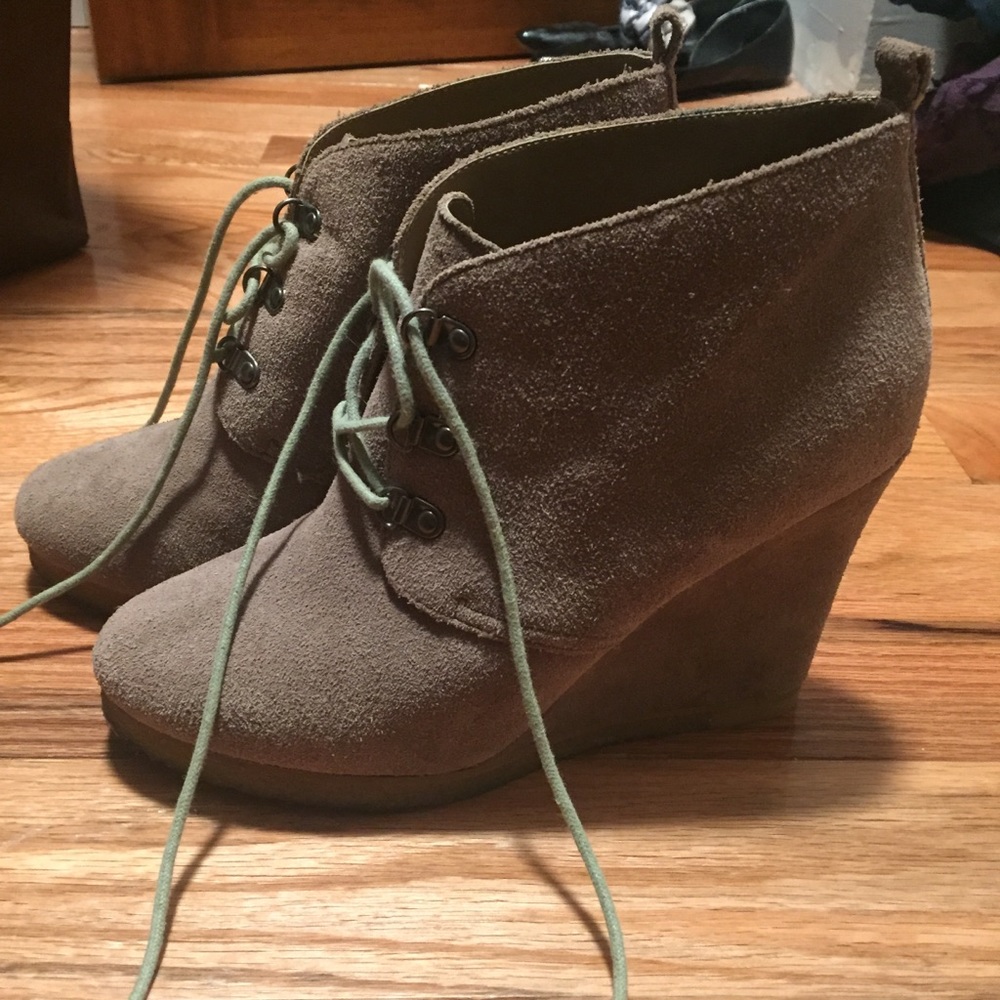 Steve Madden booties