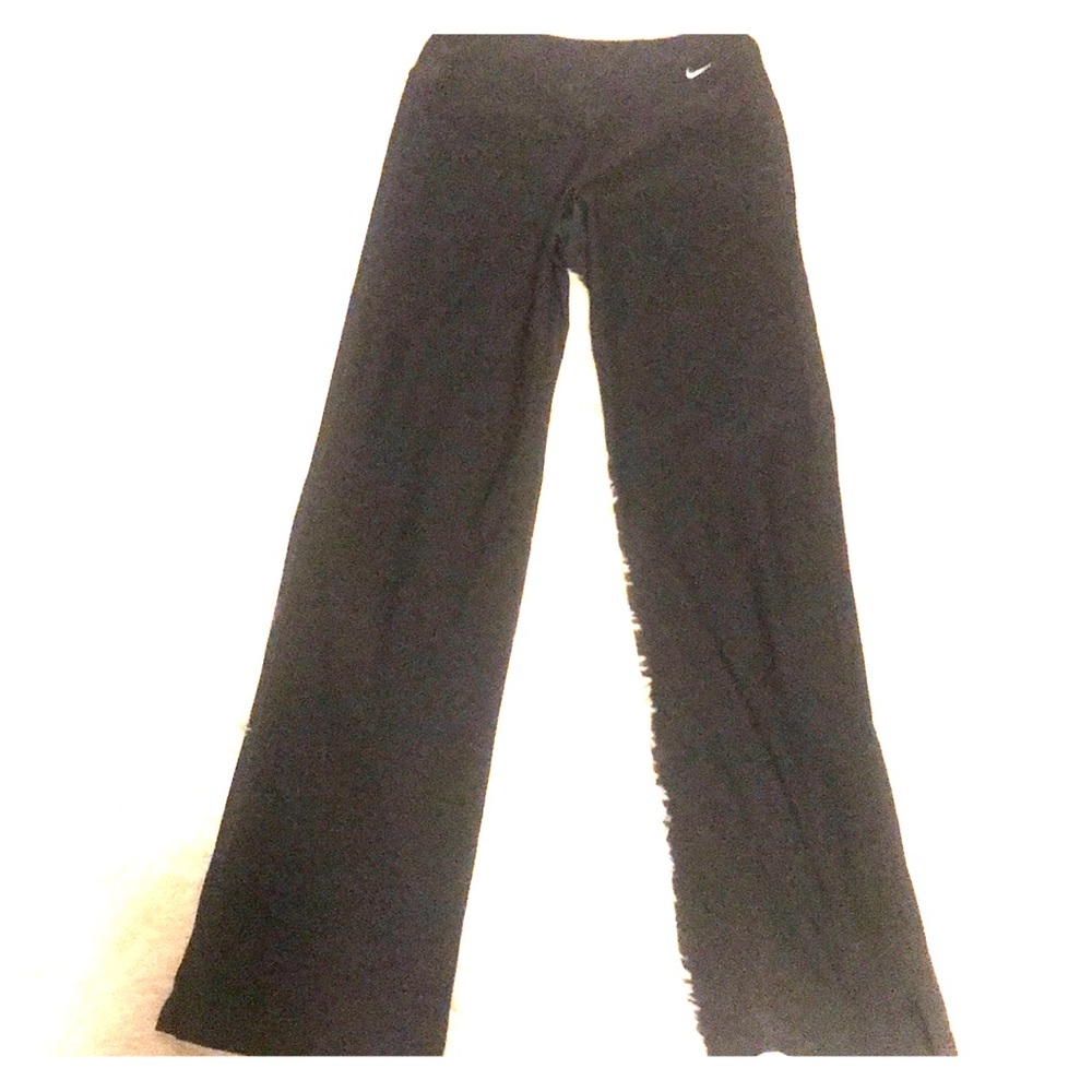 Nike flare dri-fit workout pants in charcoal