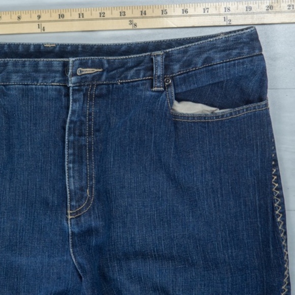 TALBOTS Women's Plus Size Stretch Jeans size 18 - Picture 2 of 8