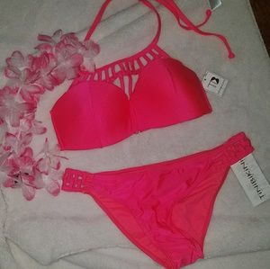 NEW🔥Hot Pink Bikini🔥NEW