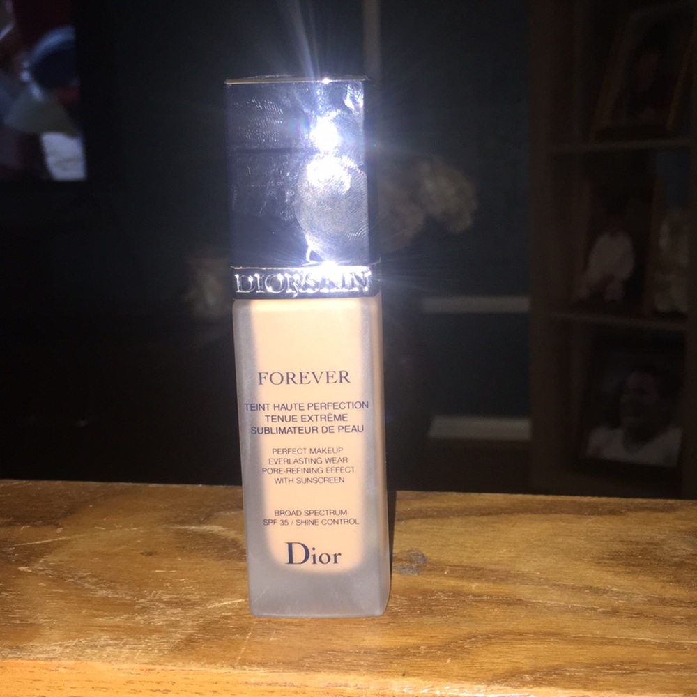 Dior Diorskin Forever spf 35 foundation