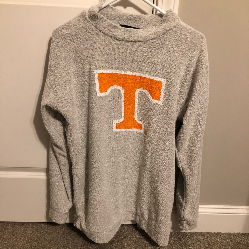 Woolly thread pullover