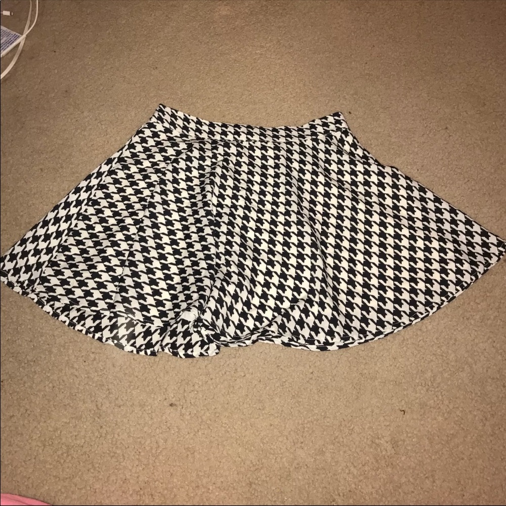 houndstooth Skater Skirt Size L