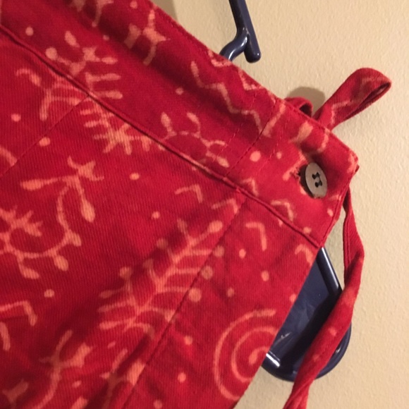 Beautiful rust red colored ethnic skirt. - Picture 3 of 4