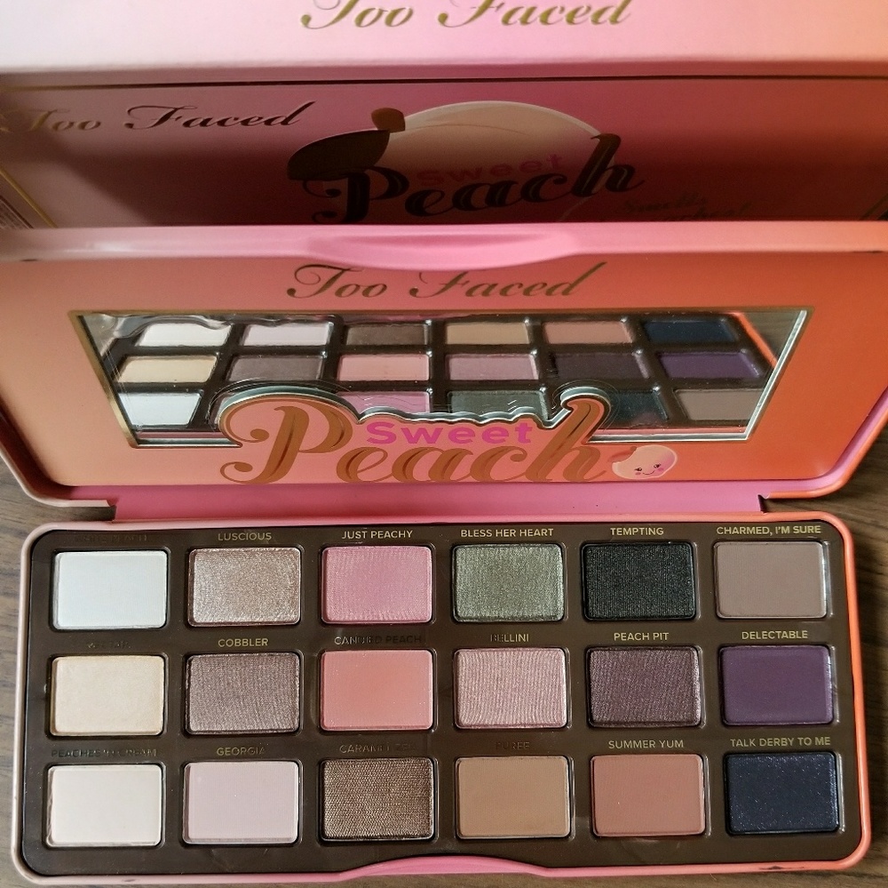 BNIB Too Faced Sweet Peach Palette