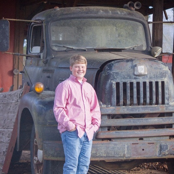 Meet your Posher, Kyle - Picture 1 of 1