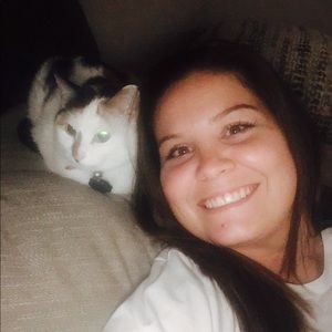 Meet your Posher, Chenae