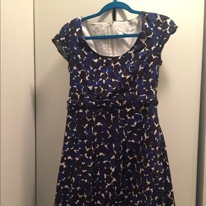 Boden belted dress in size six