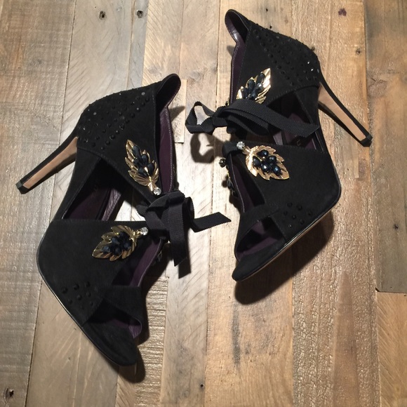 NEW Kotur heels - Picture 5 of 7