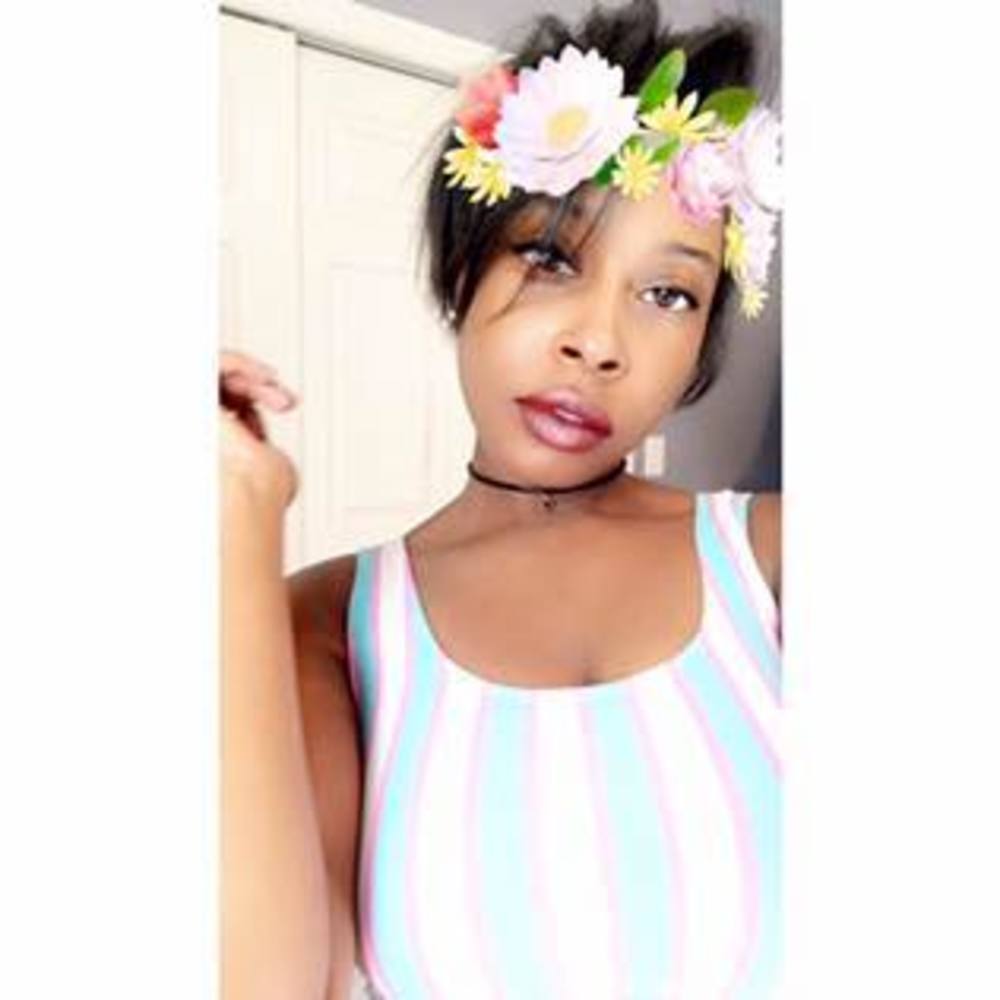 Meet your Posher, Jazmine