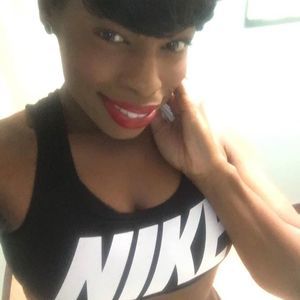 Meet your Posher, Candice