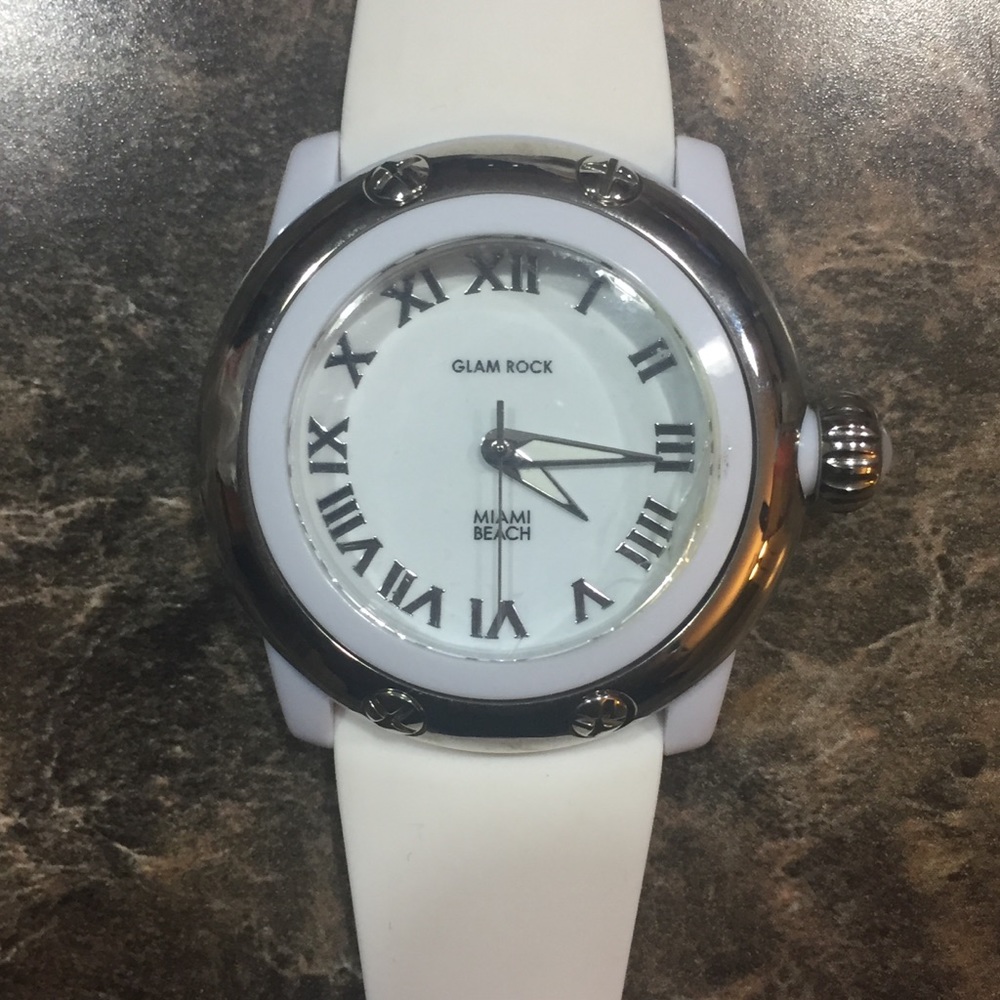 Glam Rock White Watch🕑