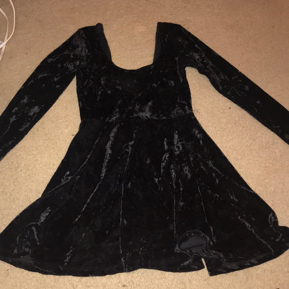 NastyGal Black Velvet Skater Dress Size Small