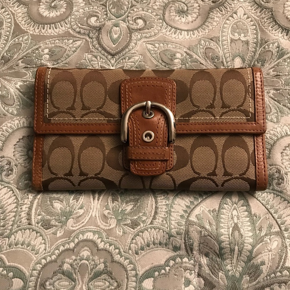 Coach wallet