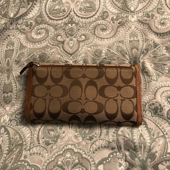 Coach wallet - Picture 2 of 4