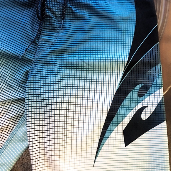 Billabong Board / Casual Shorts - Picture 3 of 6
