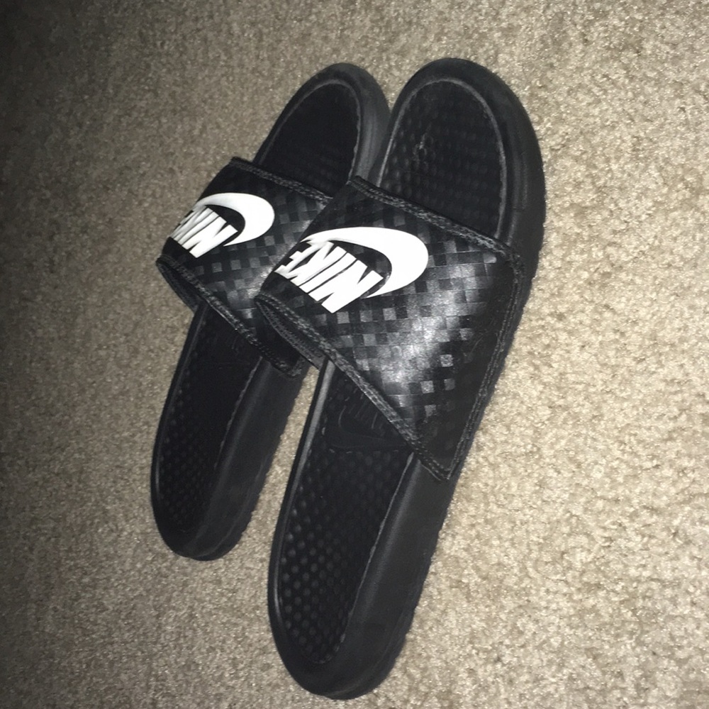 Nike slides