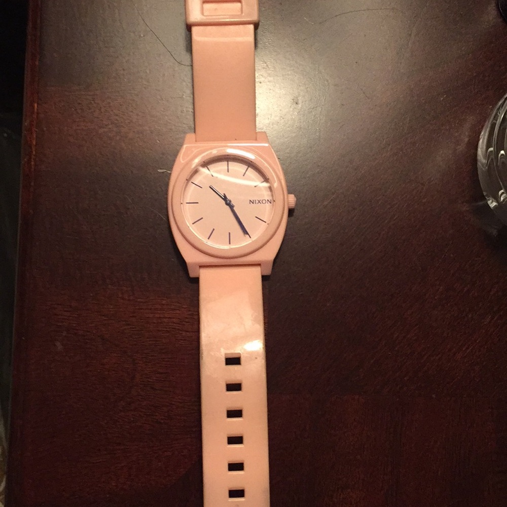 Nixon Watch