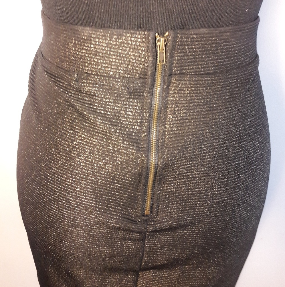⚡$10 Wednesday's⚡Material Girl High/Low Skirt - Picture 5 of 8