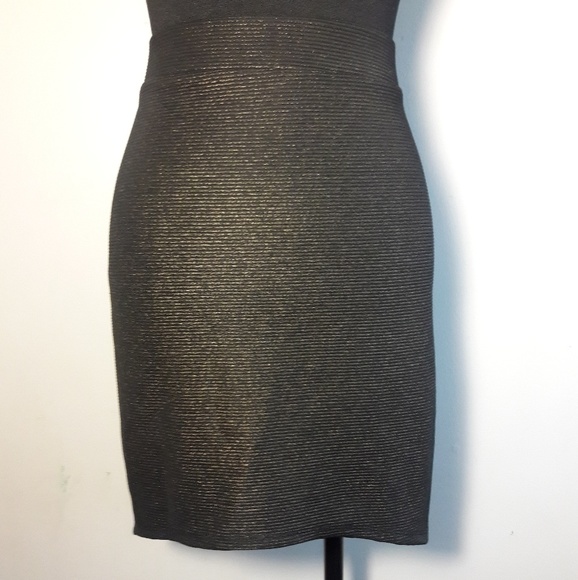 ⚡$10 Wednesday's⚡Material Girl High/Low Skirt - Picture 2 of 8