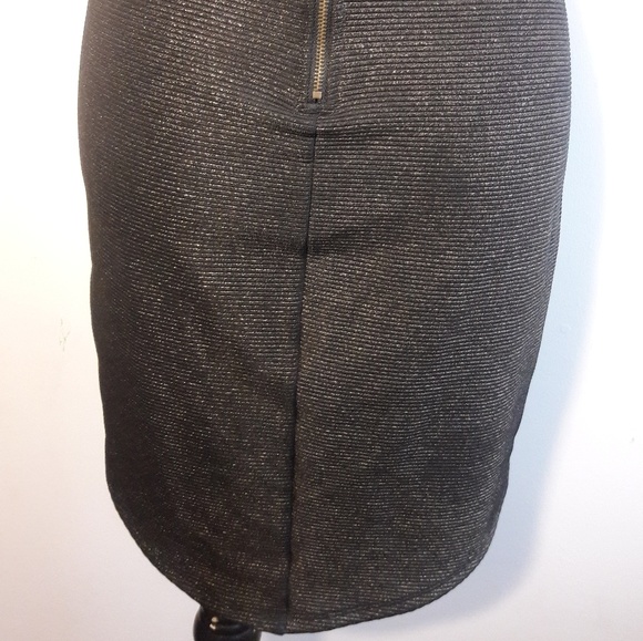 ⚡$10 Wednesday's⚡Material Girl High/Low Skirt - Picture 4 of 8