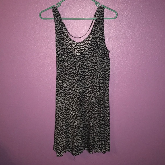 Summer dress - Picture 3 of 4